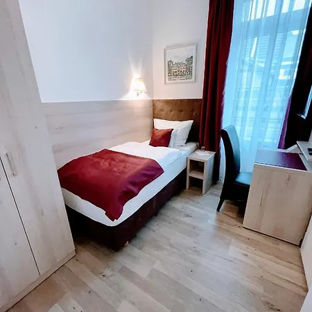 Ξενοδοχείο Krone 3*