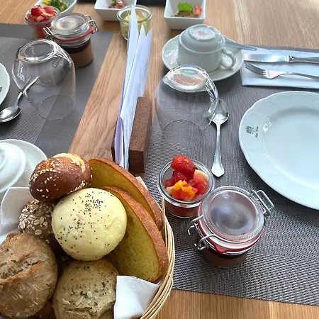 Krone Hotel 3*