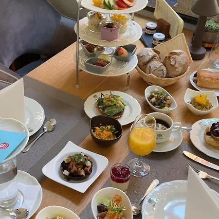 Krone Hotel 3*